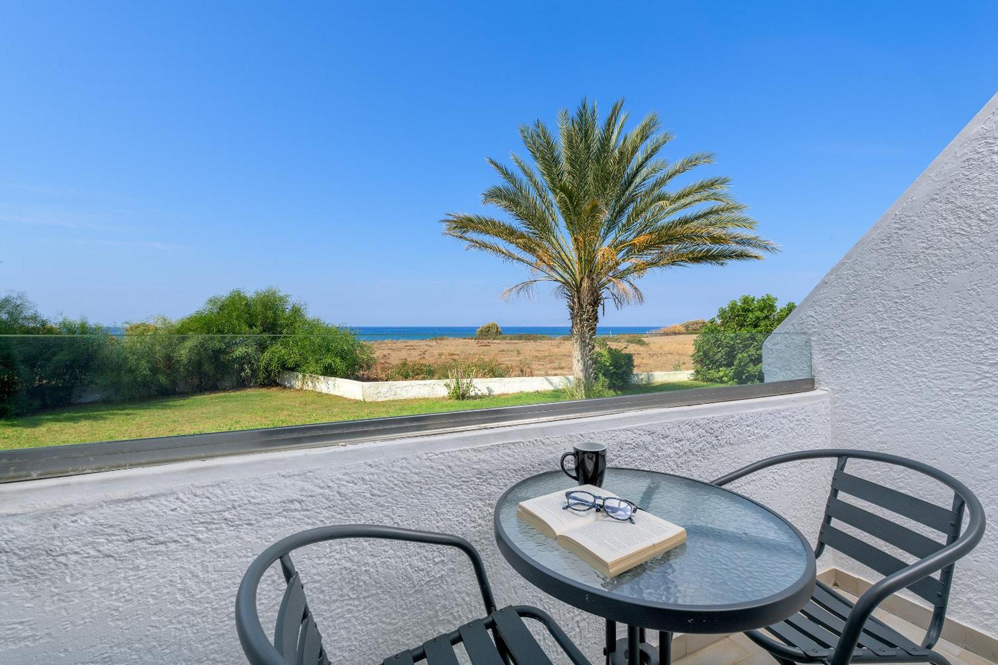Nirvana Beach Hotel Theologos  Bagian luar foto