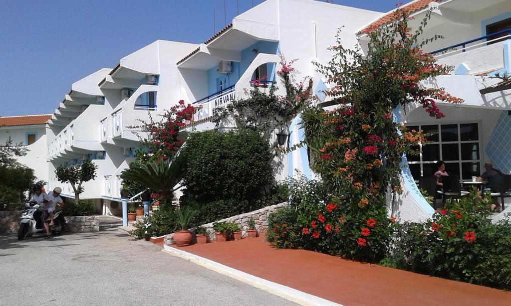 Nirvana Beach Hotel Theologos  Bagian luar foto